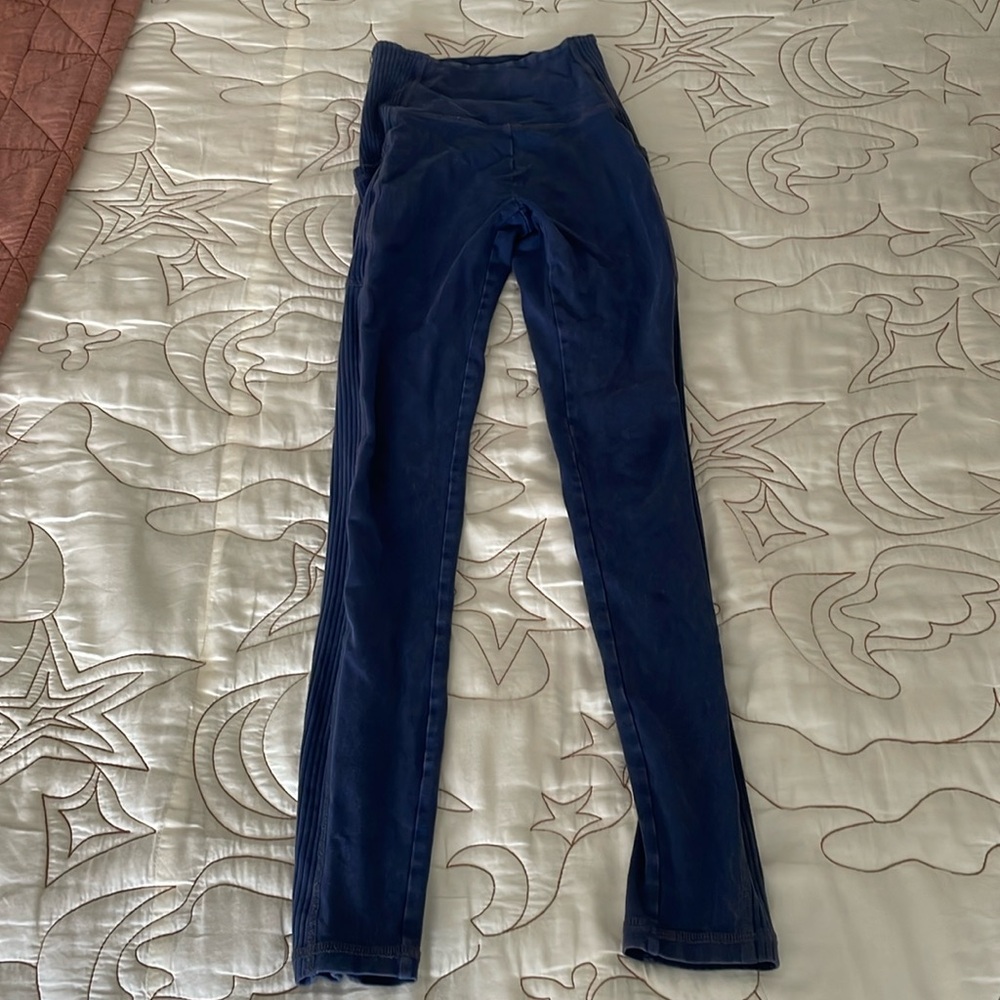 Offline navy leggings